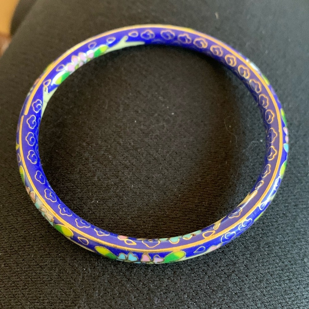 Pretty Vintage Cobalt Blue Floral Cloisonné Bangle Bracelet
